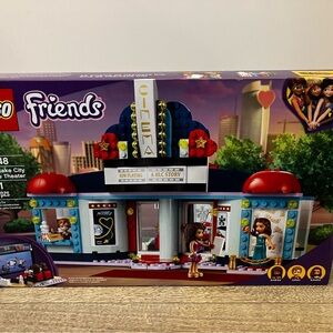 LEGO Friends Heartlake City Movie Theater Set 41448